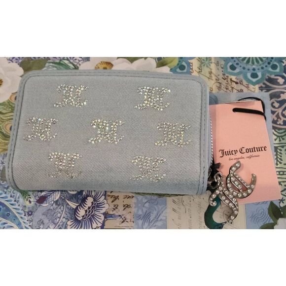 NWT~JUICY COUTURE Rhinestone Denim Take the Lead Multi Compartment Bifold Wallet - Picture 1 of 4